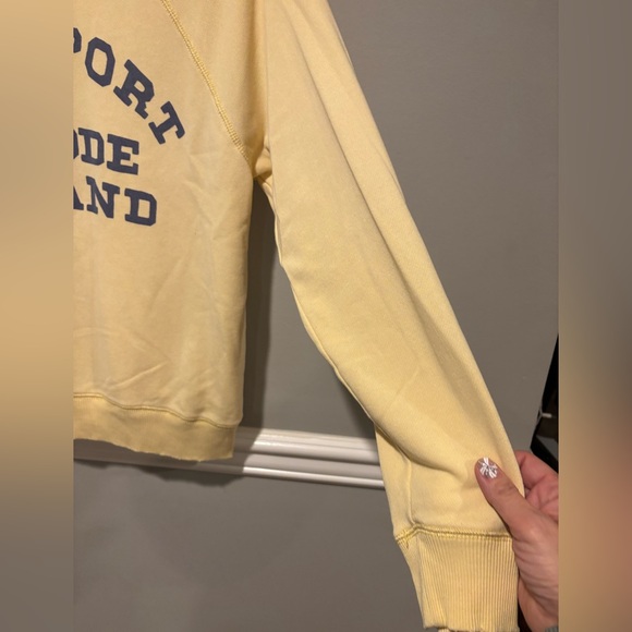 American Eagle - Newport Rhode Island Crew Neck Adult Size Small worn 2x - Picture 7 of 10